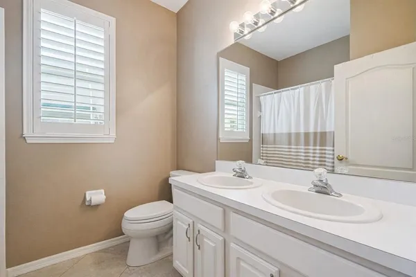 $434,900 | 8032 Pine Hollow Drive, Mount Dora, FL 32757