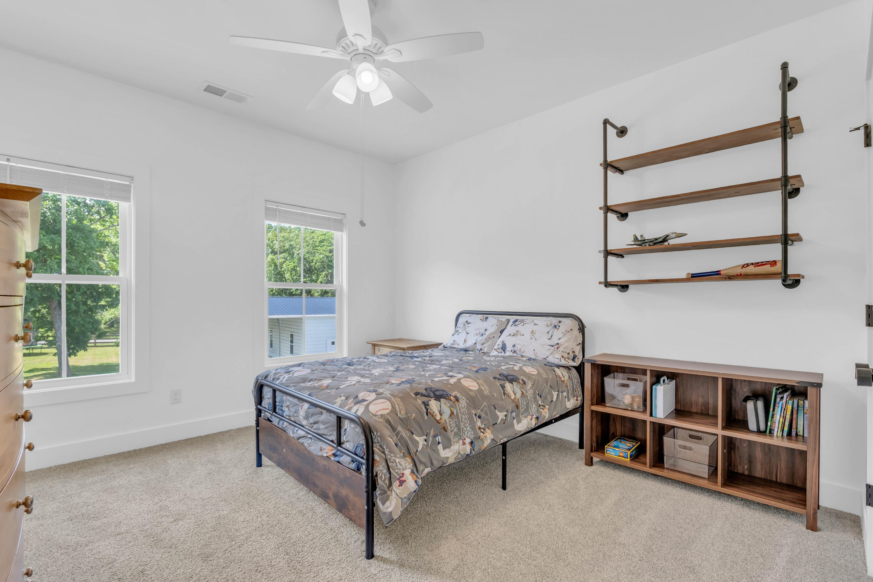 720 Miller Road Signal Mountain, TN 37377 - Photo 31 of 59 28_720 miller rd-26