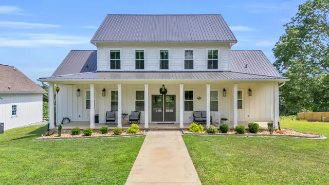 $1,595,000 | 720 Miller Road, Signal Mountain, TN 37377