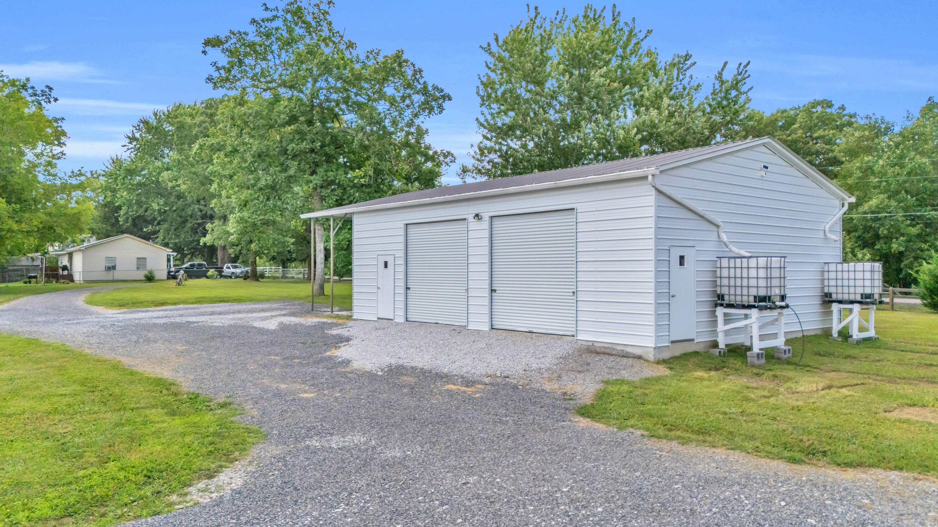 720 Miller Road Signal Mountain, TN 37377 - Photo 46 of 59 45_720 miller rd-43