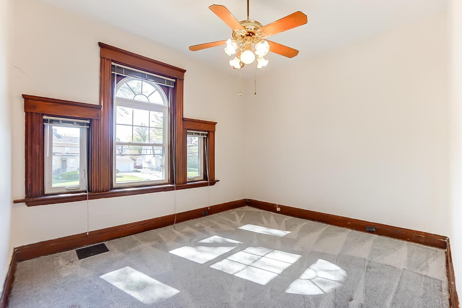 4726 Winton Road Cincinnati, OH 45232 - Photo 24 of 37 Gallery Image 24