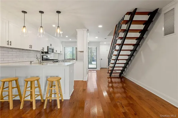 $8,900 | 50 Pondview Road, Unit F, Rye, NY 10580