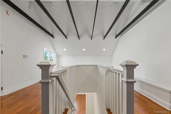 $8,900 | 50 Pondview Road, Unit F, Rye, NY 10580