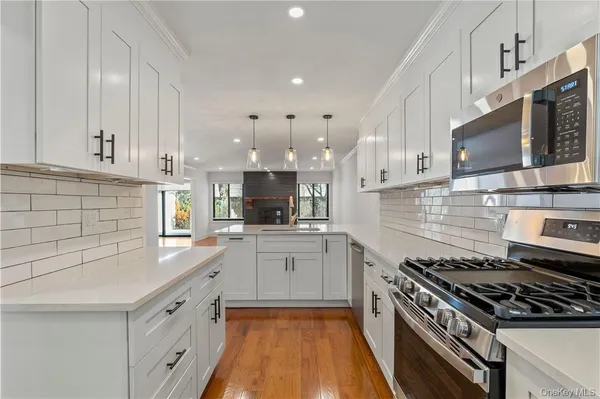 $8,900 | 50 Pondview Road, Unit F, Rye, NY 10580