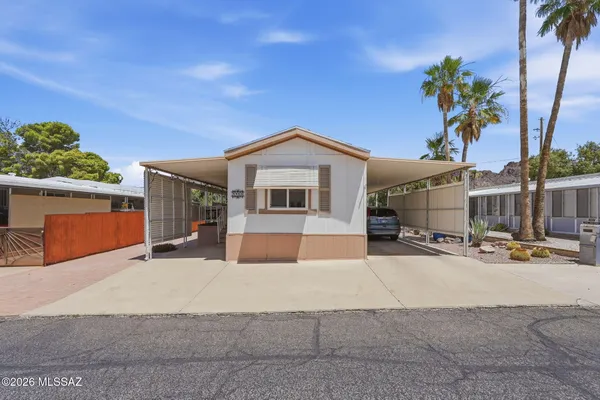 $180,000 | 5460 West Flying W Street, Tucson, AZ 85713