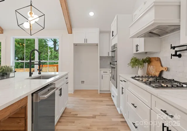 $1,440,000 | 6326 Cedar Croft Drive, Charlotte, NC 28226