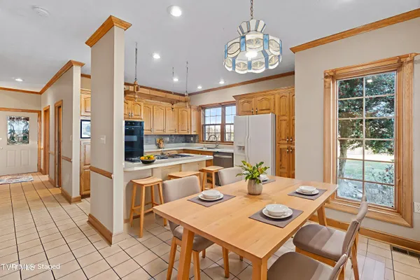 $999,999 | 600 Chuckey Pike, Chuckey, TN 37641
