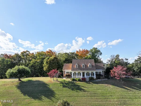 $999,999 | 600 Chuckey Pike, Chuckey, TN 37641