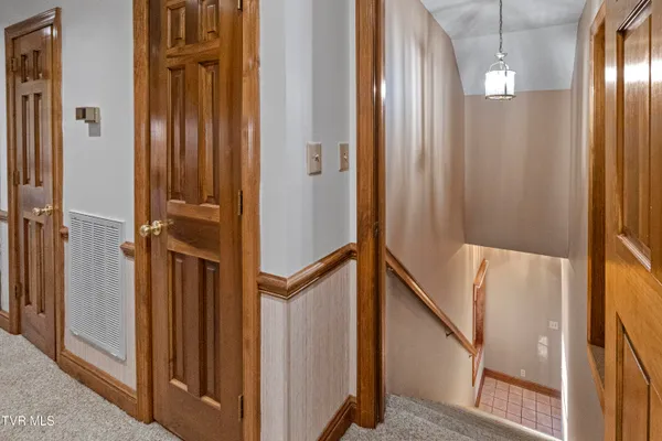 $999,999 | 600 Chuckey Pike, Chuckey, TN 37641