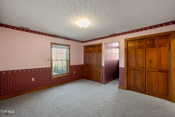 $999,999 | 600 Chuckey Pike, Chuckey, TN 37641