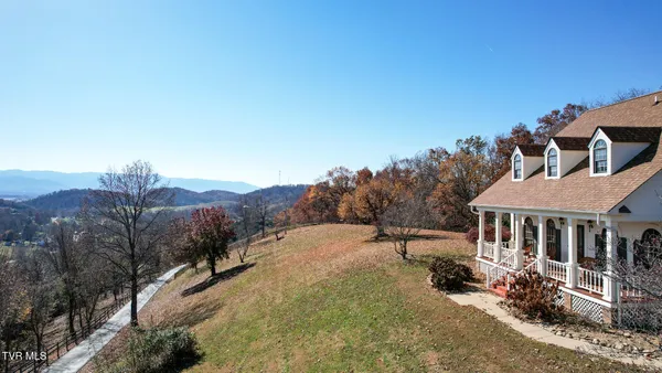 $999,999 | 600 Chuckey Pike, Chuckey, TN 37641