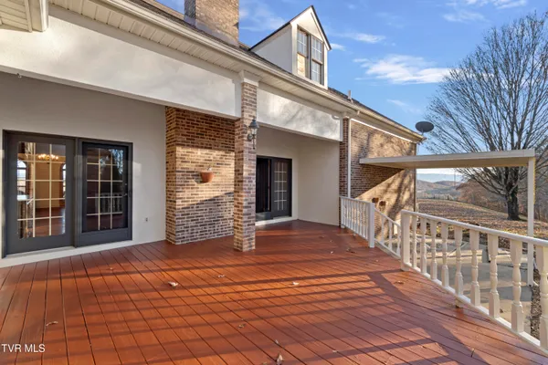 $999,999 | 600 Chuckey Pike, Chuckey, TN 37641