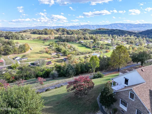 $999,999 | 600 Chuckey Pike, Chuckey, TN 37641