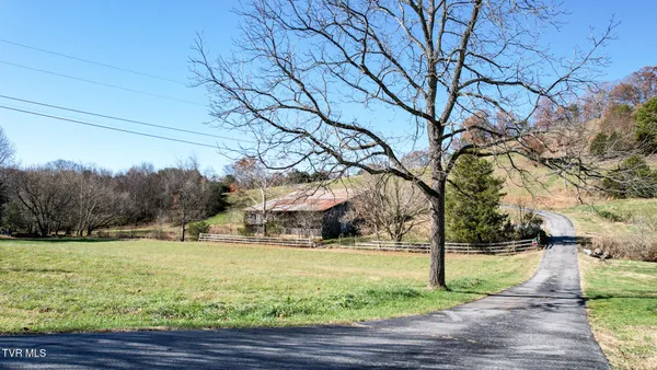 $999,999 | 600 Chuckey Pike, Chuckey, TN 37641