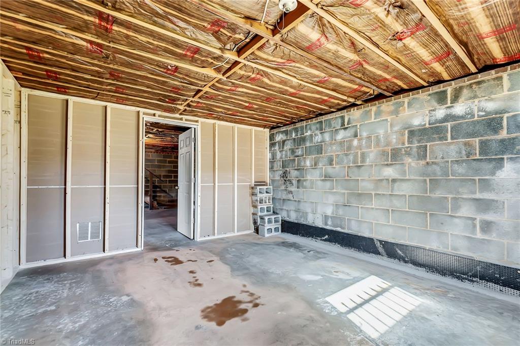4960 Boiling Springs Road Tobaccoville, NC 27050 - Photo 44 of 46 Gallery Image 44