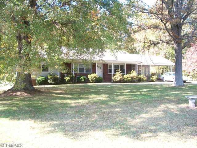 307 South Edgewood Road Eden, NC 27288 - Photo 1 of 1 Exterior Front.