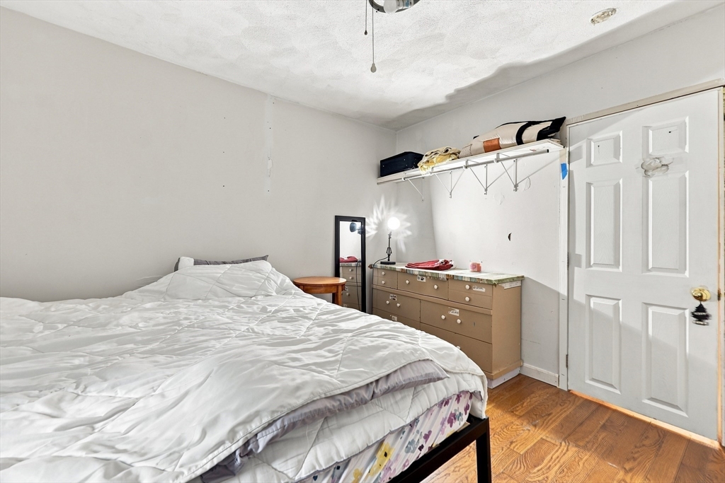 79 Waverly Road Woburn, MA 01801 - Photo 27 of 37 Gallery Image 27