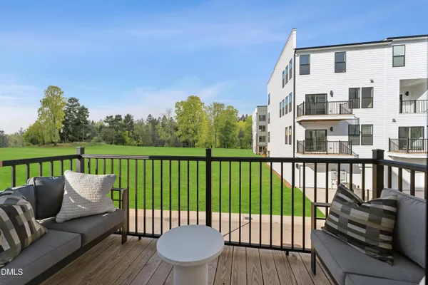 $558,590 | 905 Ball Field Alley, Unit 102, Cary, NC 27511