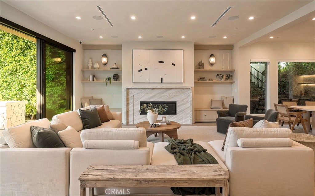 12113 Maxwellton Road Studio City, CA 91604 - Photo 10 of 42