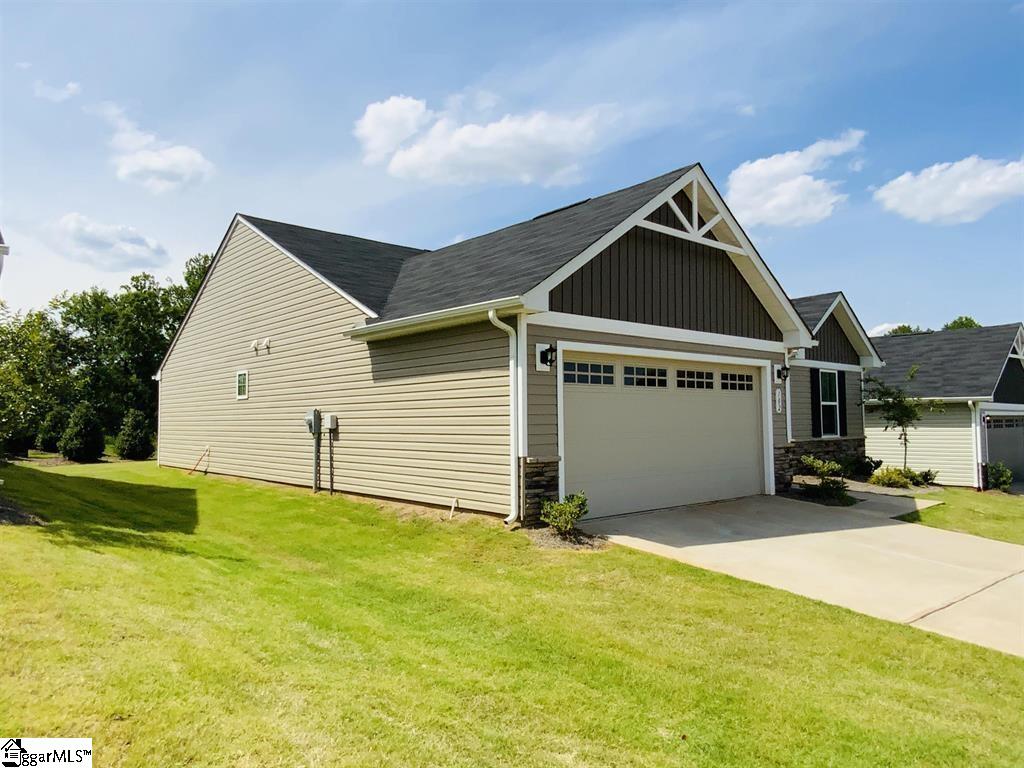 102 Bending Branch Road Greenville, SC 29605 - Photo 18 of 23 Gallery Image 18
