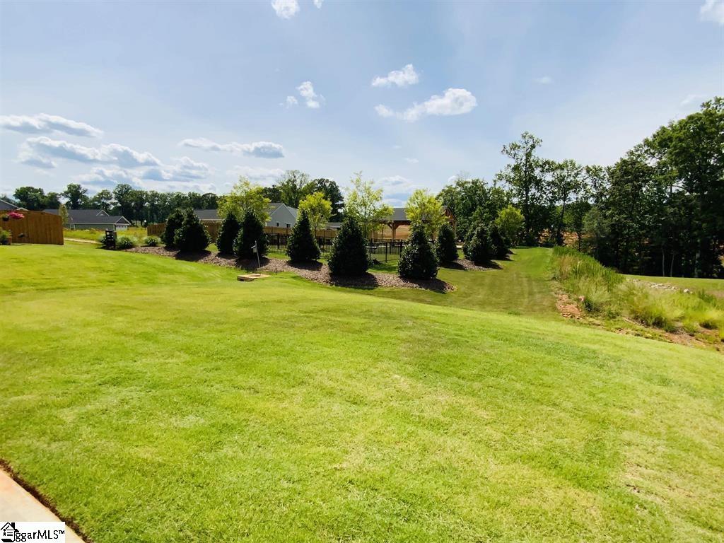 102 Bending Branch Road Greenville, SC 29605 - Photo 3 of 23 Gallery Image 3