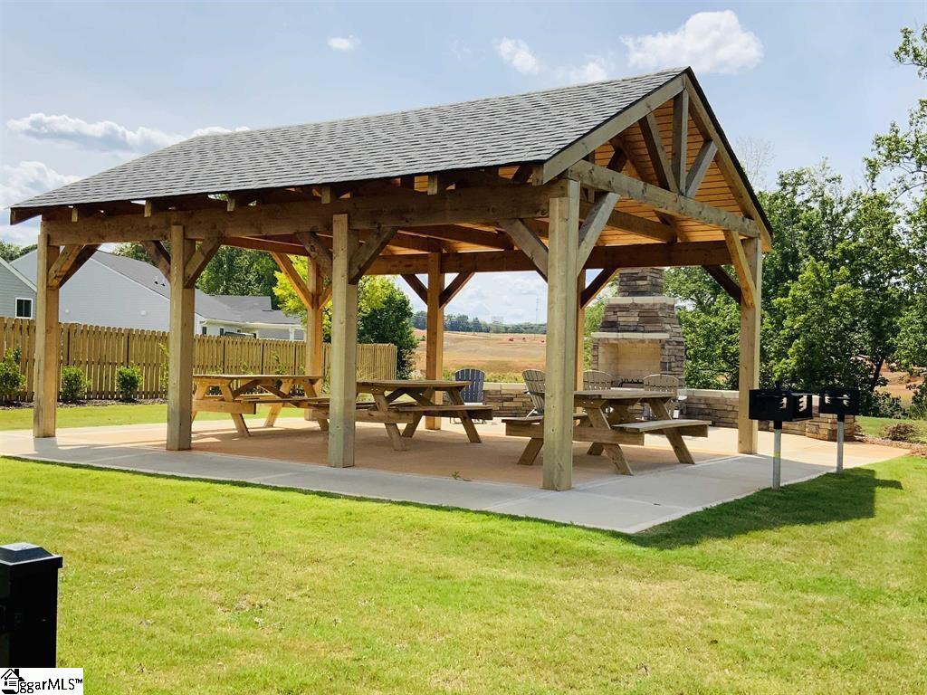 102 Bending Branch Road Greenville, SC 29605 - Photo 5 of 23 Gallery Image 5
