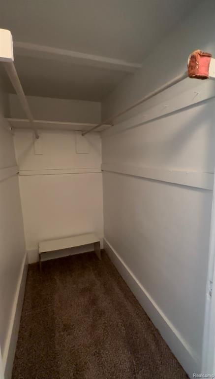 124 Muir Road, Unit UPPR Grosse Pointe, MI 48236 - Photo 9 of 10