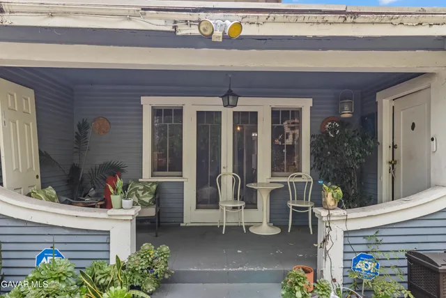 $1,100,000 | 6616 Leland Way, Los Angeles, CA 90028