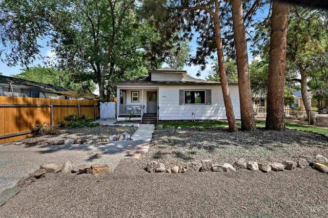 $455,000 | 2102 South Latah Street, Boise, ID 83705