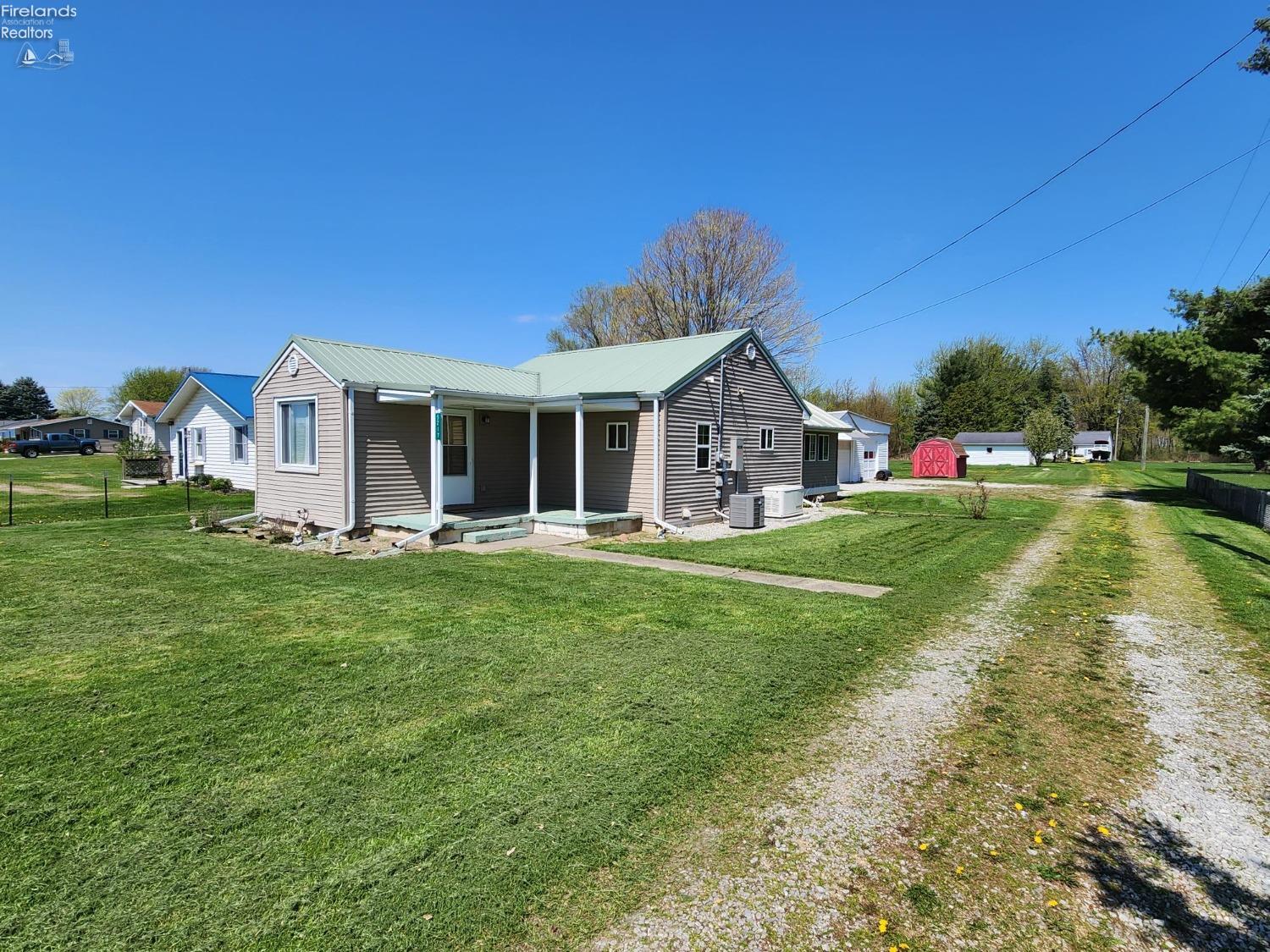 5217 Delematre Road Monroeville, OH 44847 - Photo 3 of 29 Gallery Image 3