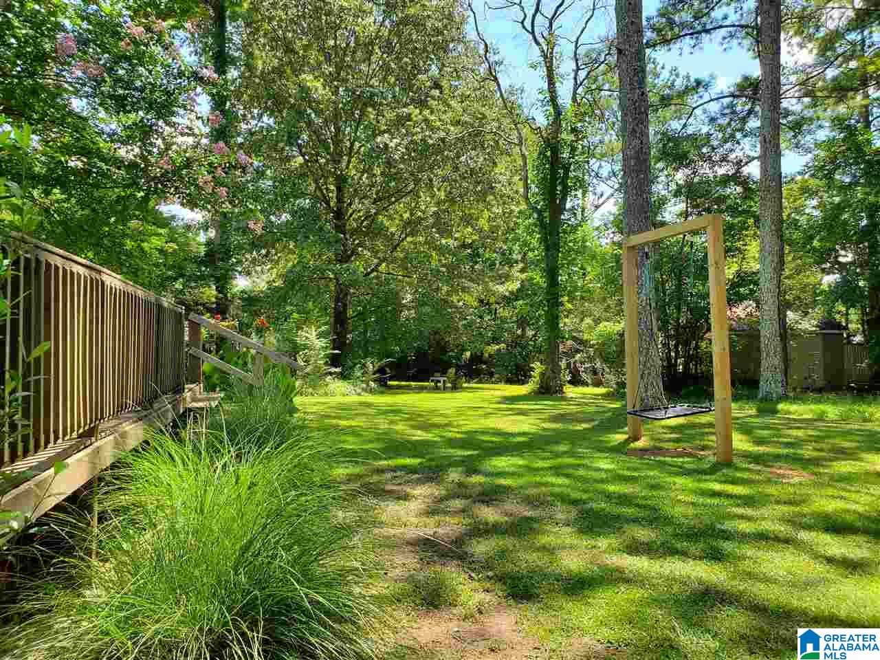 2029 Phillips Circle Leeds, AL 35094 - Photo 4 of 7