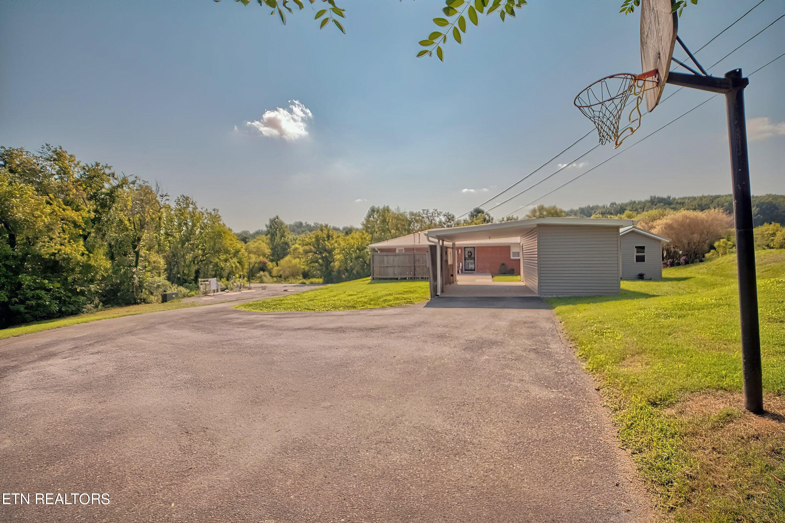 1020 Steekee Road Loudon, TN 37774 - Photo 23 of 25 1020Steekee_25