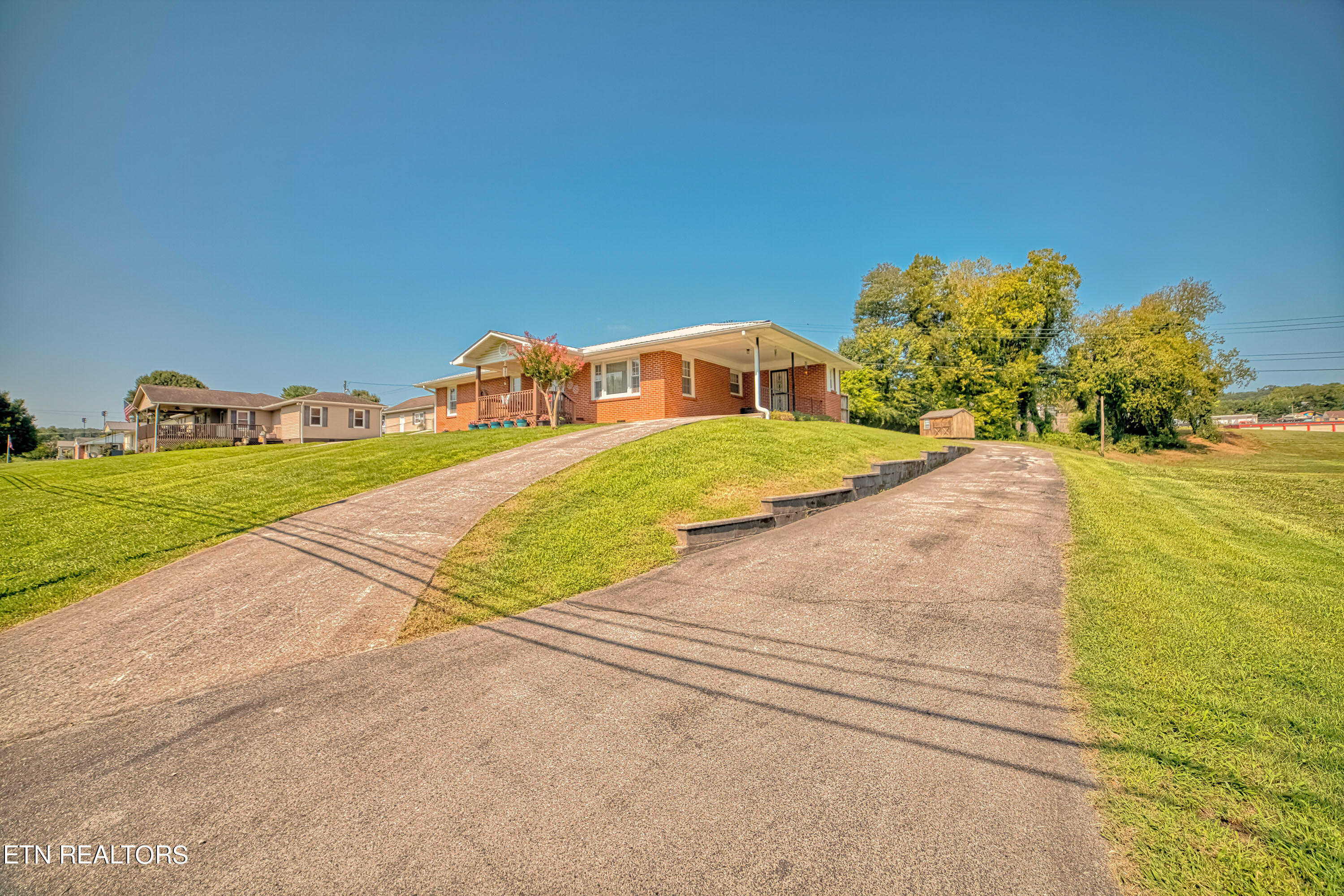 1020 Steekee Road Loudon, TN 37774 - Photo 4 of 25 1020Steekee_04