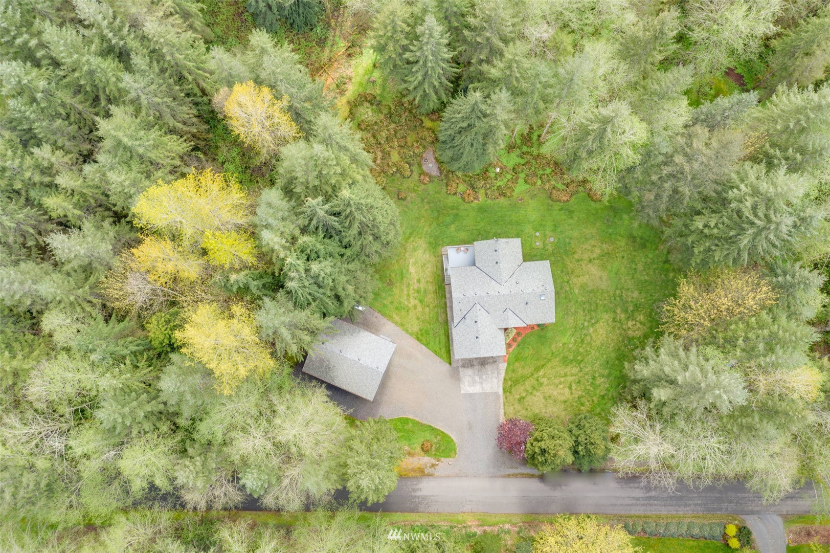 8322 Skinner Road Granite Falls, WA 98252 - Photo 33 of 40 view of a yard with an outdoor space