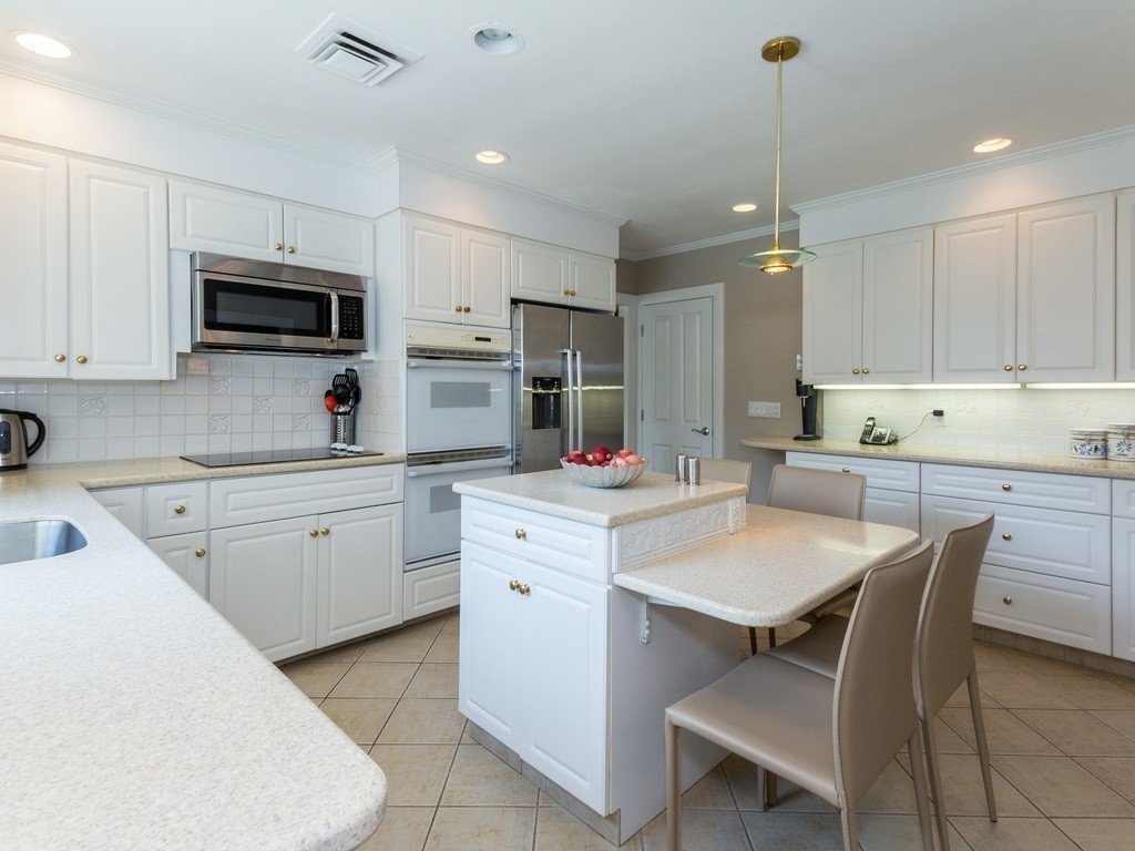 20 Levbert Road Newton, MA 02459 - Photo 9 of 28 Gallery Image 9
