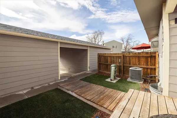 a view of outdoor space with city view
