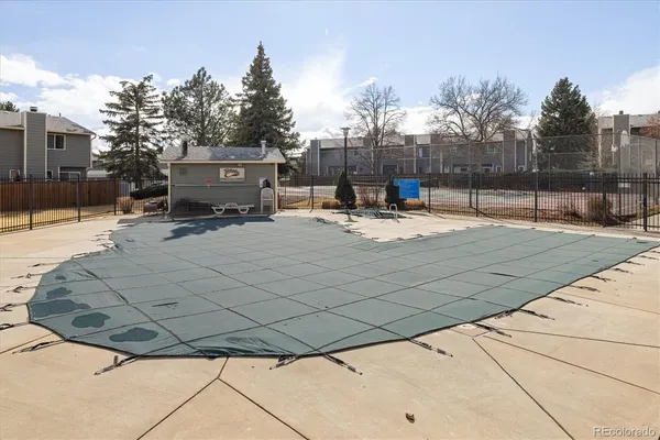 $400,000 | 8612 Carr Loop, Arvada, CO 80005