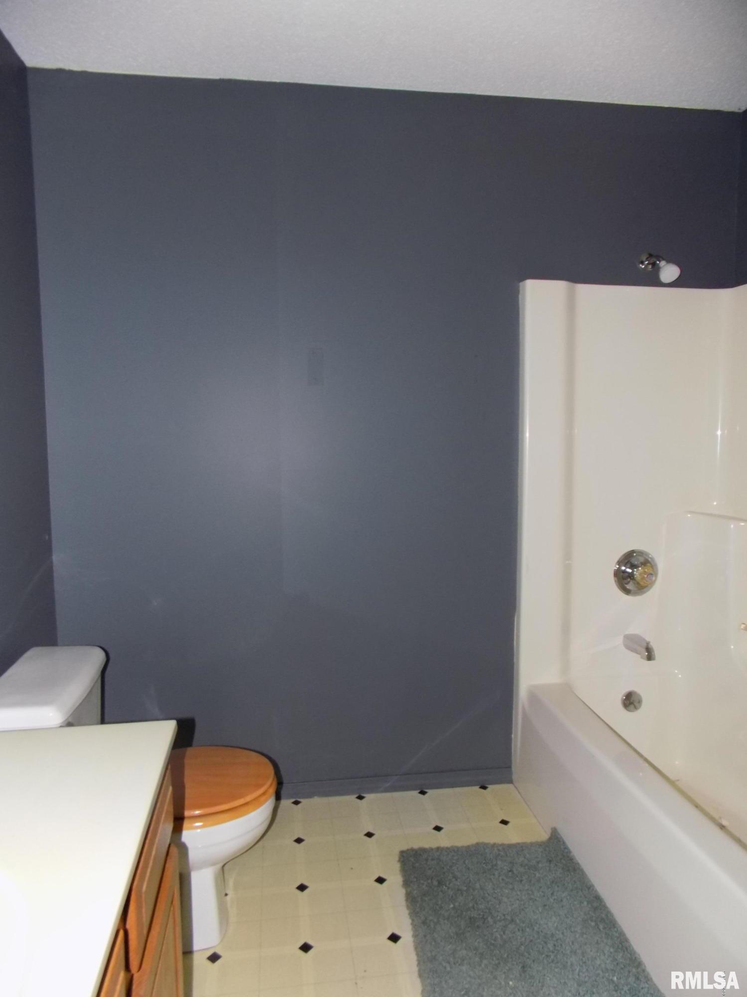 13232 Bennett Road Marion, IL 62959 - Photo 21 of 23 Gallery Image 21