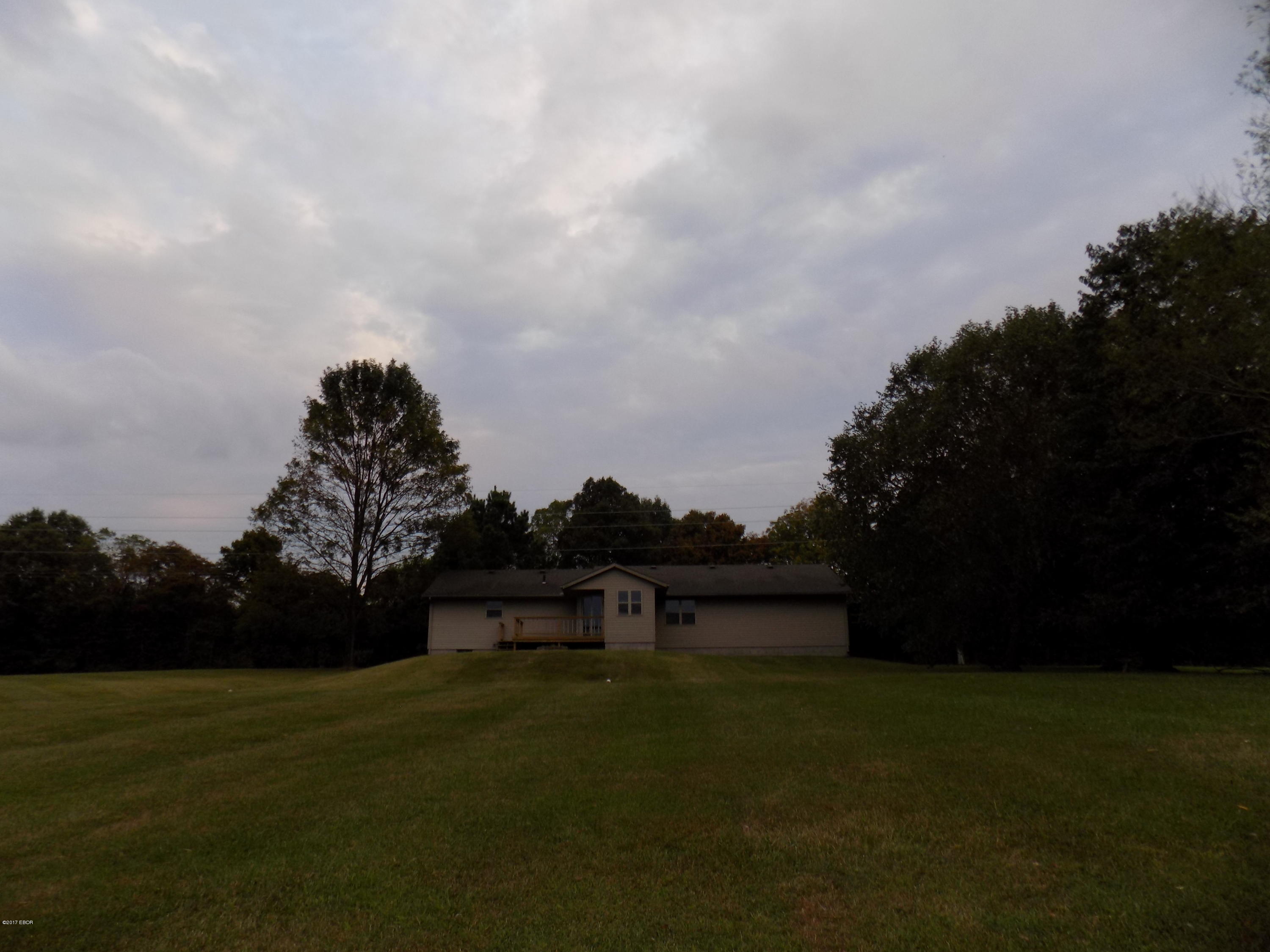 13232 Bennett Road Marion, IL 62959 - Photo 9 of 23 Gallery Image 9
