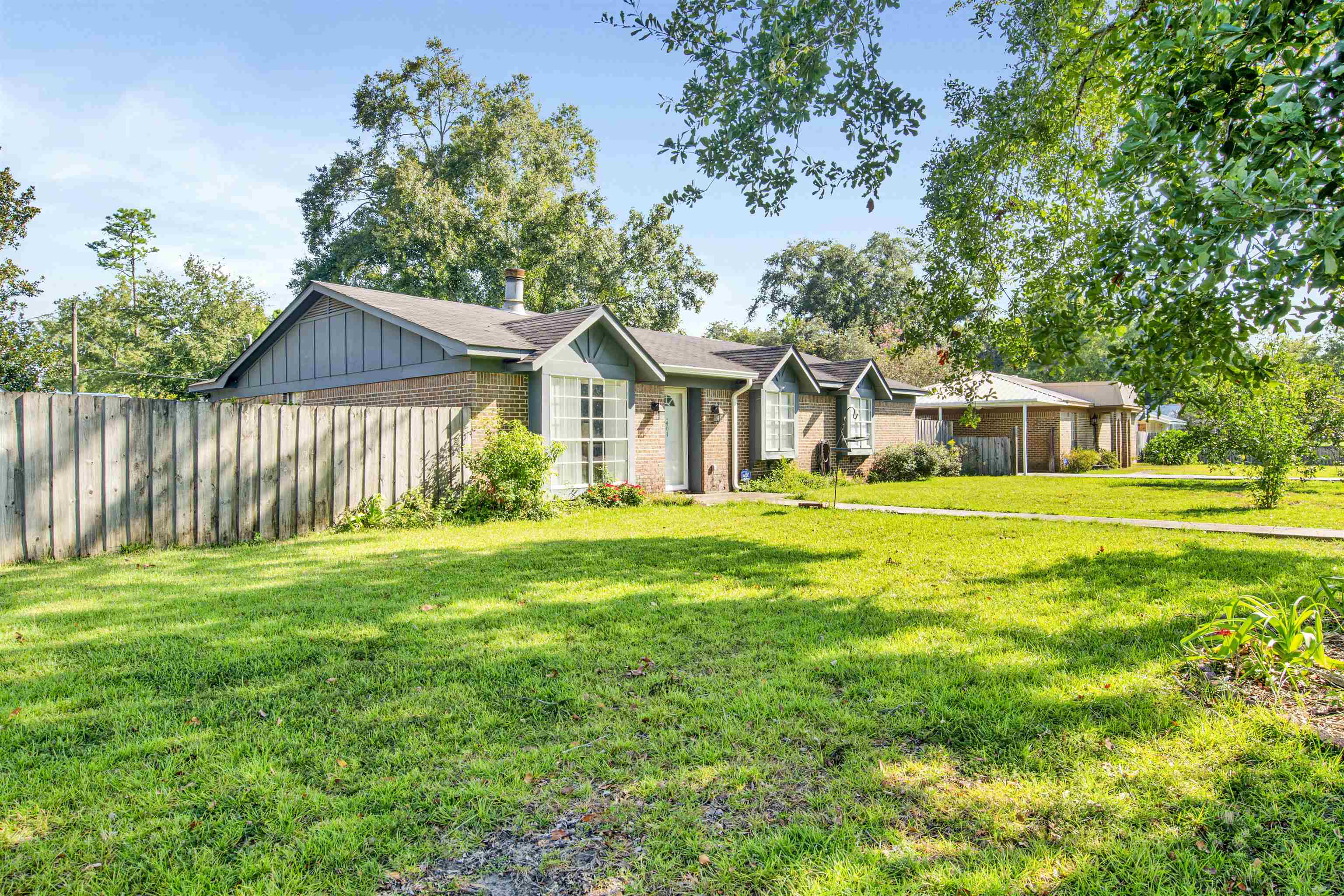 401 East Myrtle Avenue Foley, AL 36535 - Photo 4 of 29