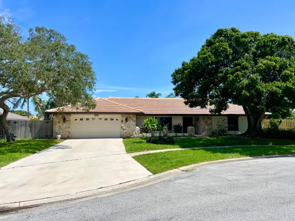 $3,800 | 410 Rio Casa Drive South, Indialantic, FL 32903