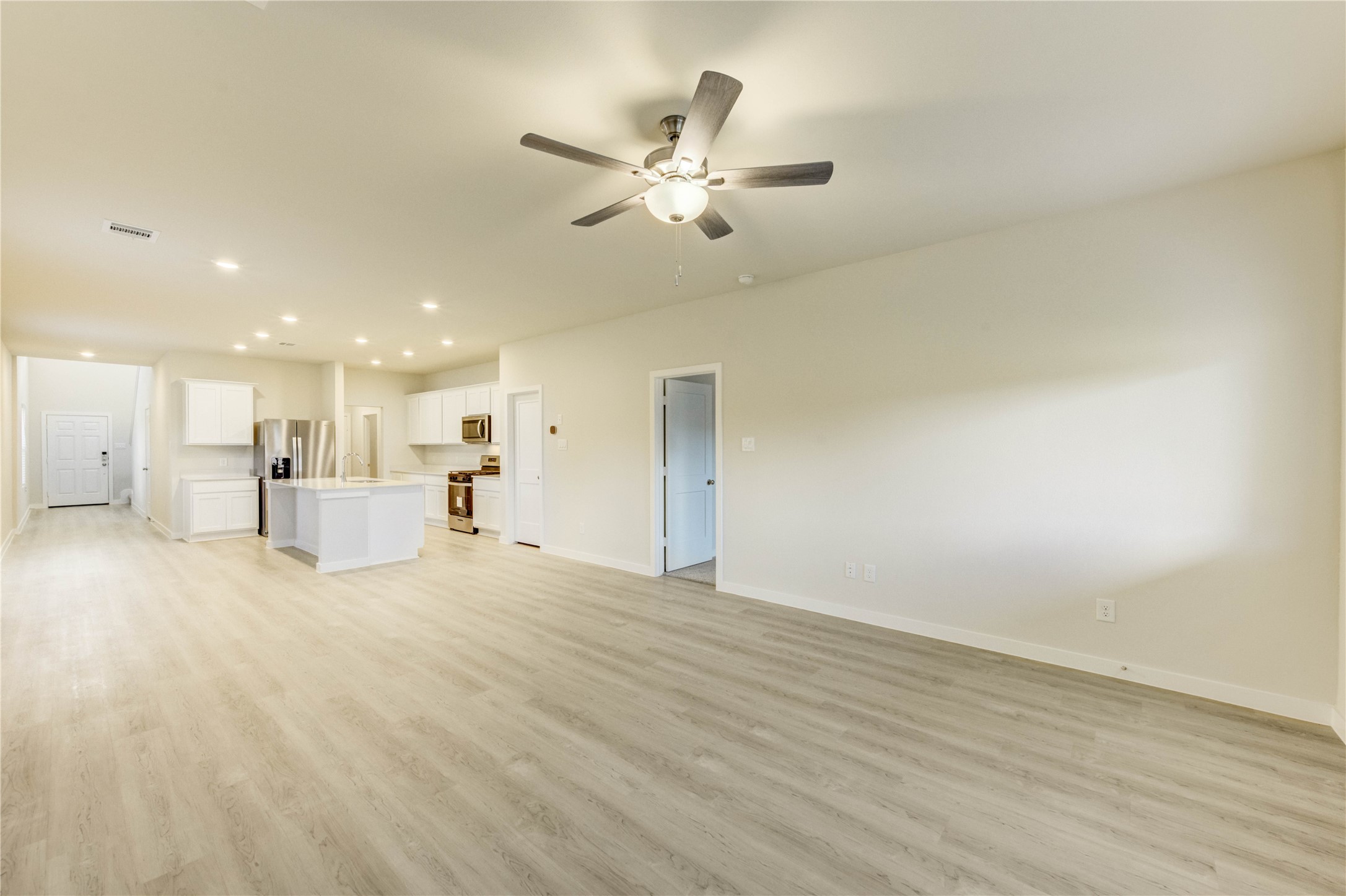 21526 George Wayne Way Spring, TX 77379 - Photo 15 of 50