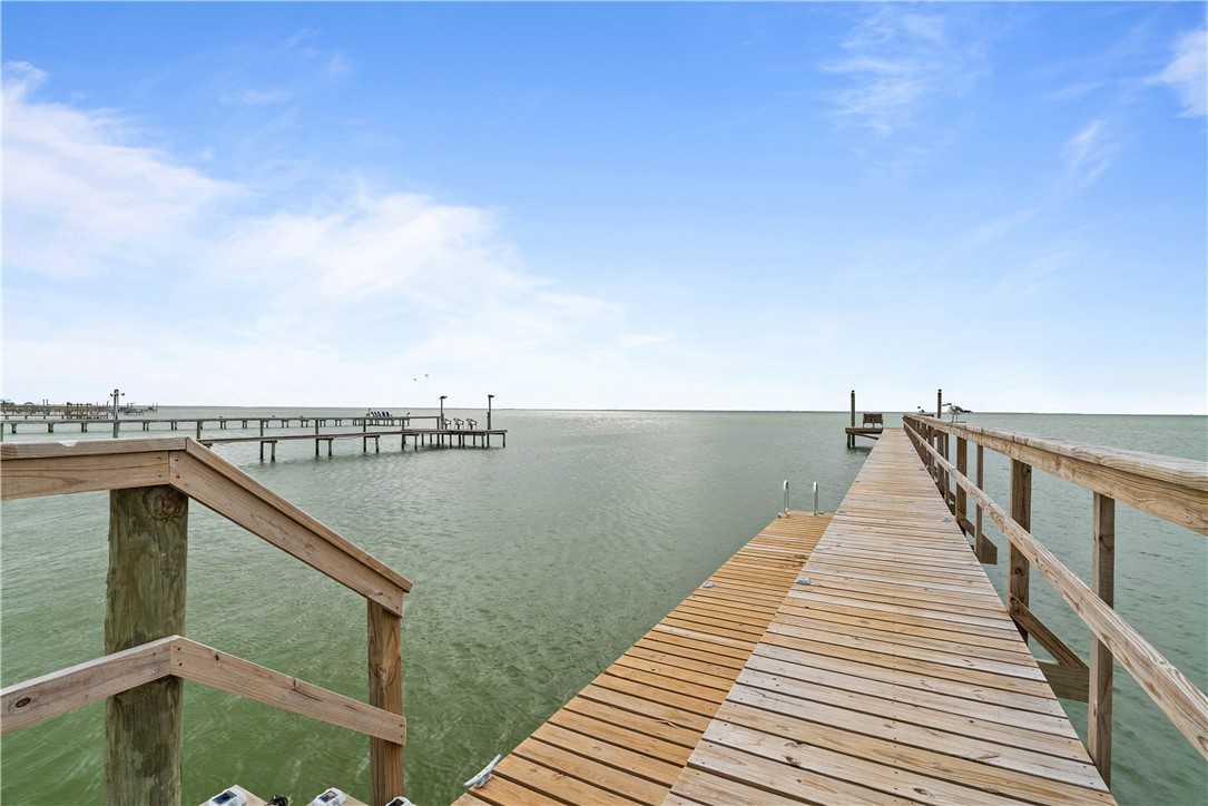 614 Copano Ridge Road Rockport, TX 78382 - Photo 28 of 38