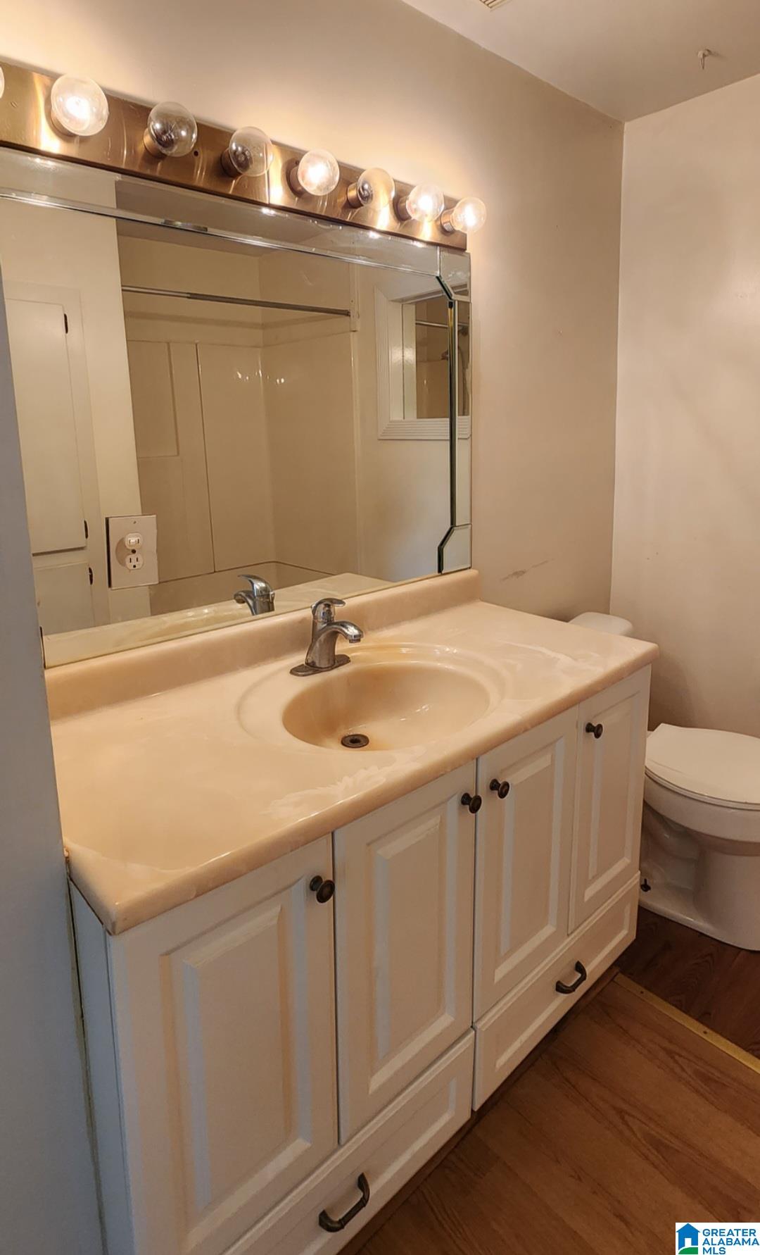 300 North C Street Oneonta, AL 35121 - Photo 12 of 18