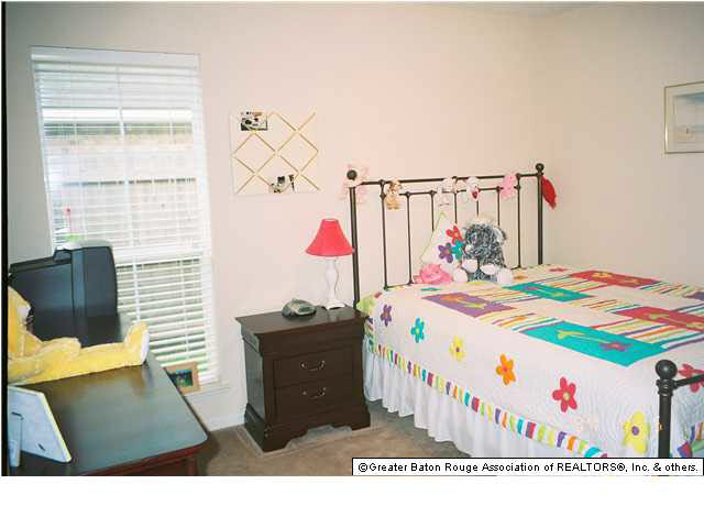 16038 Somersby Avenue Baton Rouge, LA 70817 - Photo 19 of 24