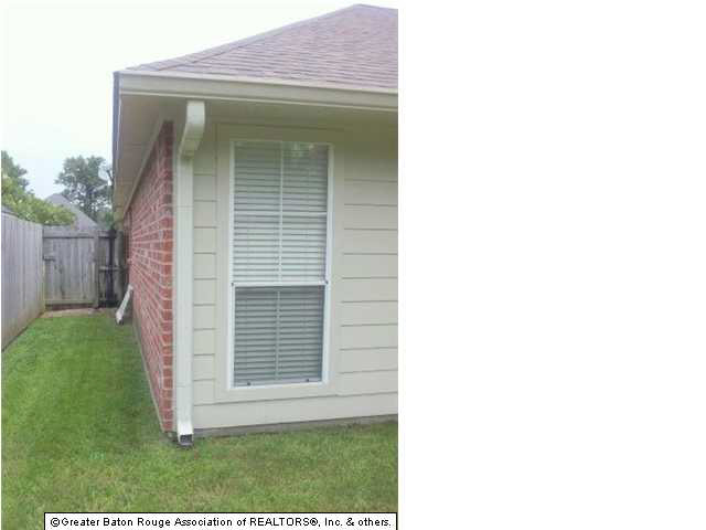 16038 Somersby Avenue Baton Rouge, LA 70817 - Photo 23 of 24