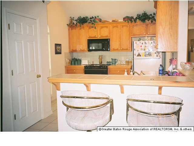 16038 Somersby Avenue Baton Rouge, LA 70817 - Photo 7 of 24