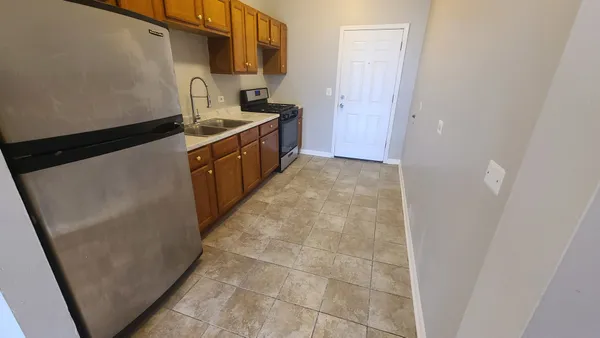 $1,600 | 1409 East 69th Place, Unit 2, Chicago, IL 60637