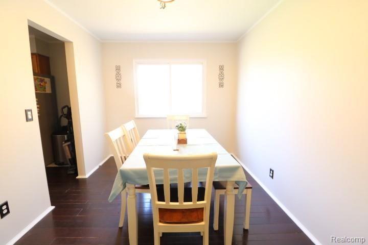 3638 Davison Road Lapeer, MI 48446 - Photo 9 of 16