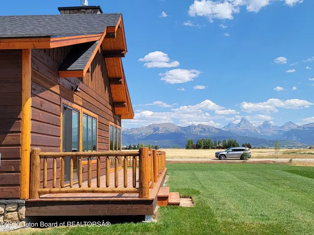 $1,395,000 | 4660 Pale Morning Drive, Tetonia, ID 83452